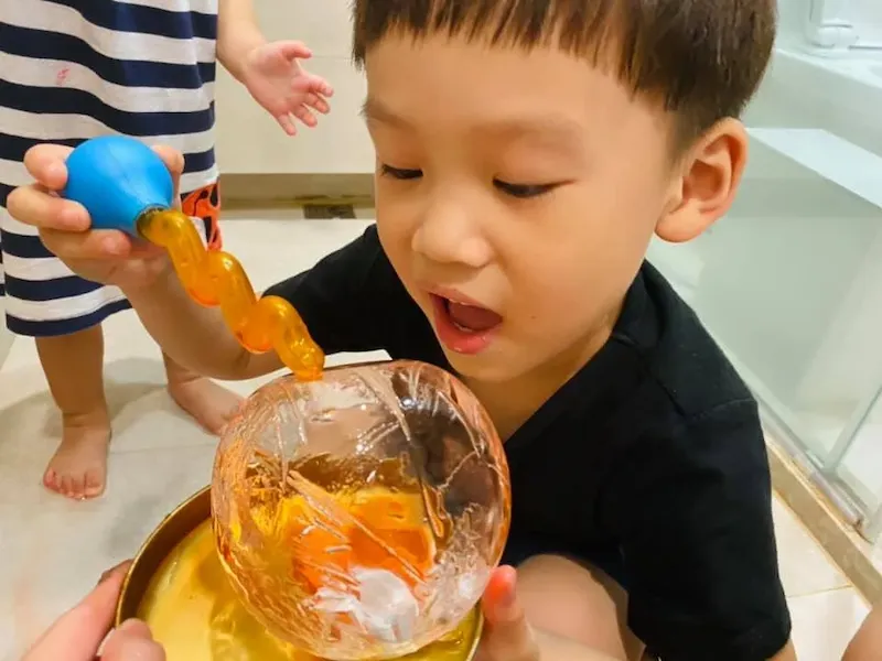 5 個夏天會玩瘋的水遊戲：水彈床diy、恐龍冰球、水槍競走這樣玩就對了！