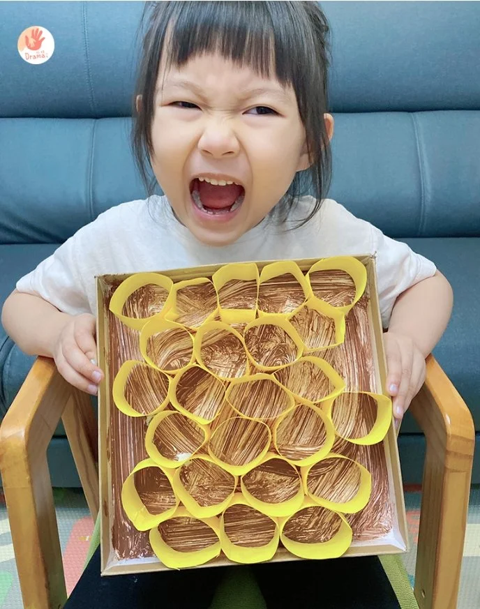 蜜蜂主題感官遊戲！跟著抓媽一起手作蜂窩、採蜂蜜、當養蜂人