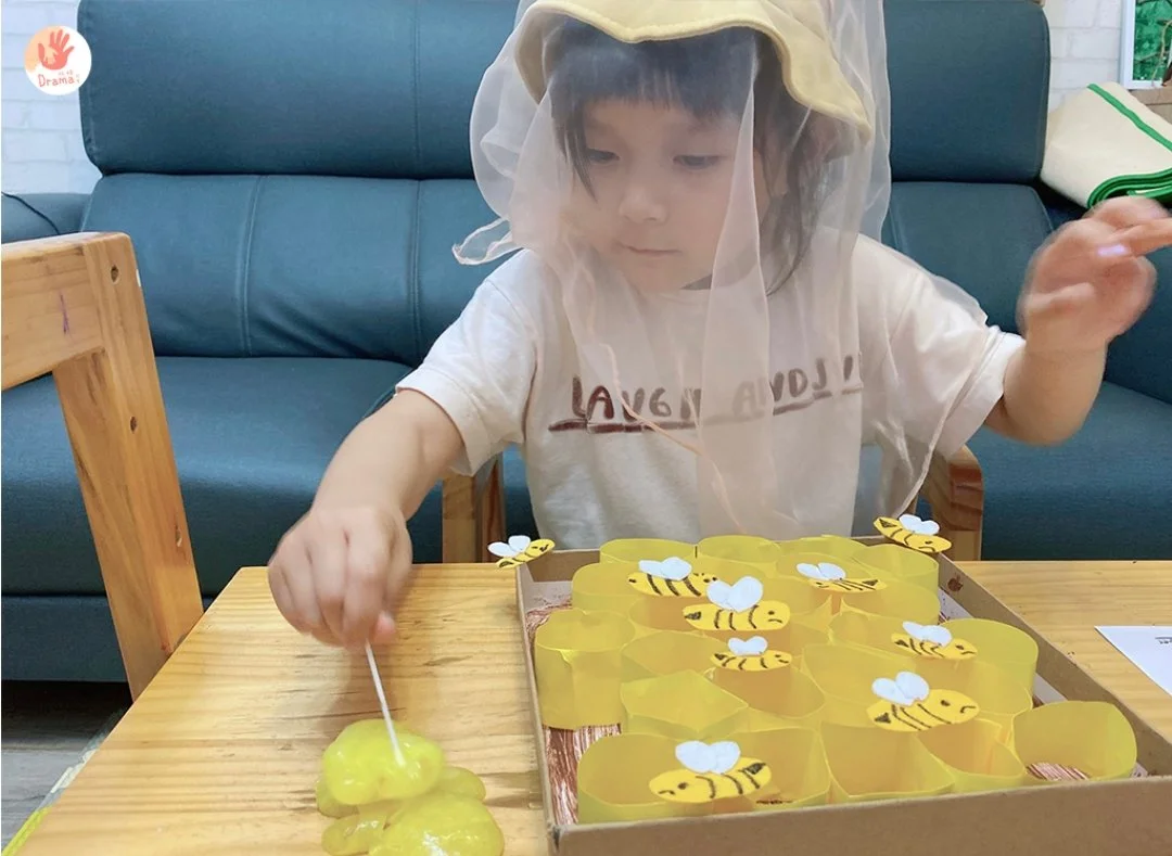 蜜蜂主題感官遊戲！跟著抓媽一起手作蜂窩、採蜂蜜、當養蜂人