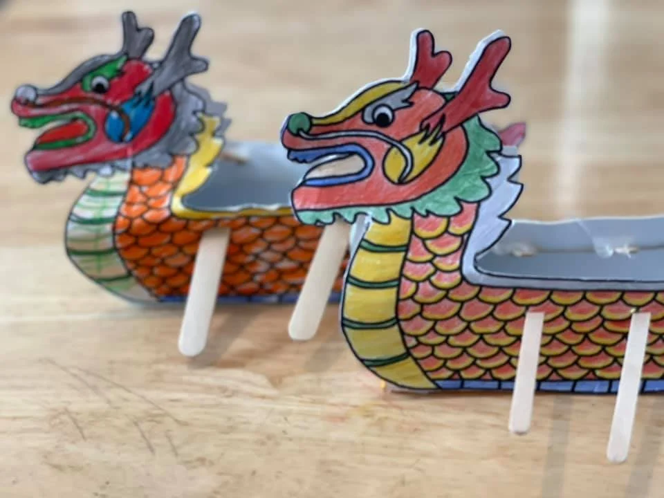 可以浮在水面上的龍舟DIY！跟著Fairykids一起用鋁箔包、冰棒棍做端午勞作（免費下載）