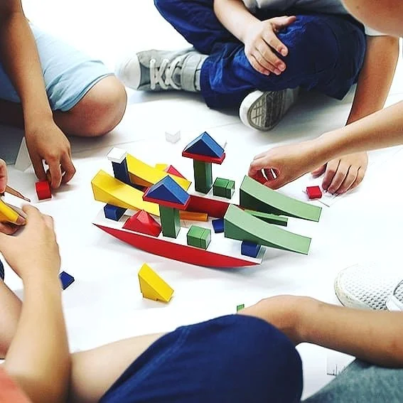 如何建立幼兒的幾何概念？5款建築師也推薦的瑞士naef幾何積木【2024年版】