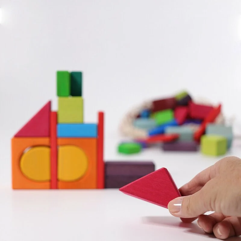 0-3歲幼兒適合玩哪種積木？6 家積木品牌推薦【2025年版】