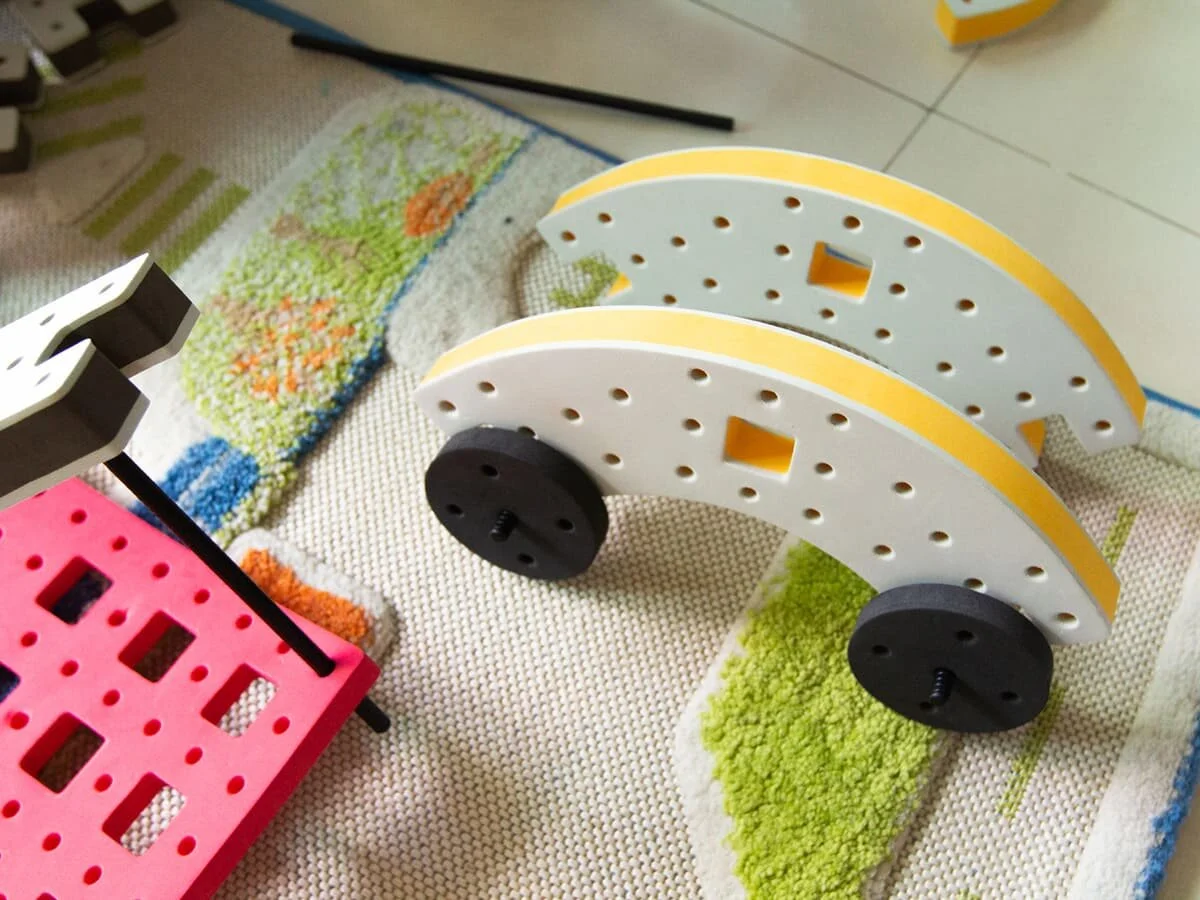 toybrains.com_kidsicon_bakoba05_01.jpg