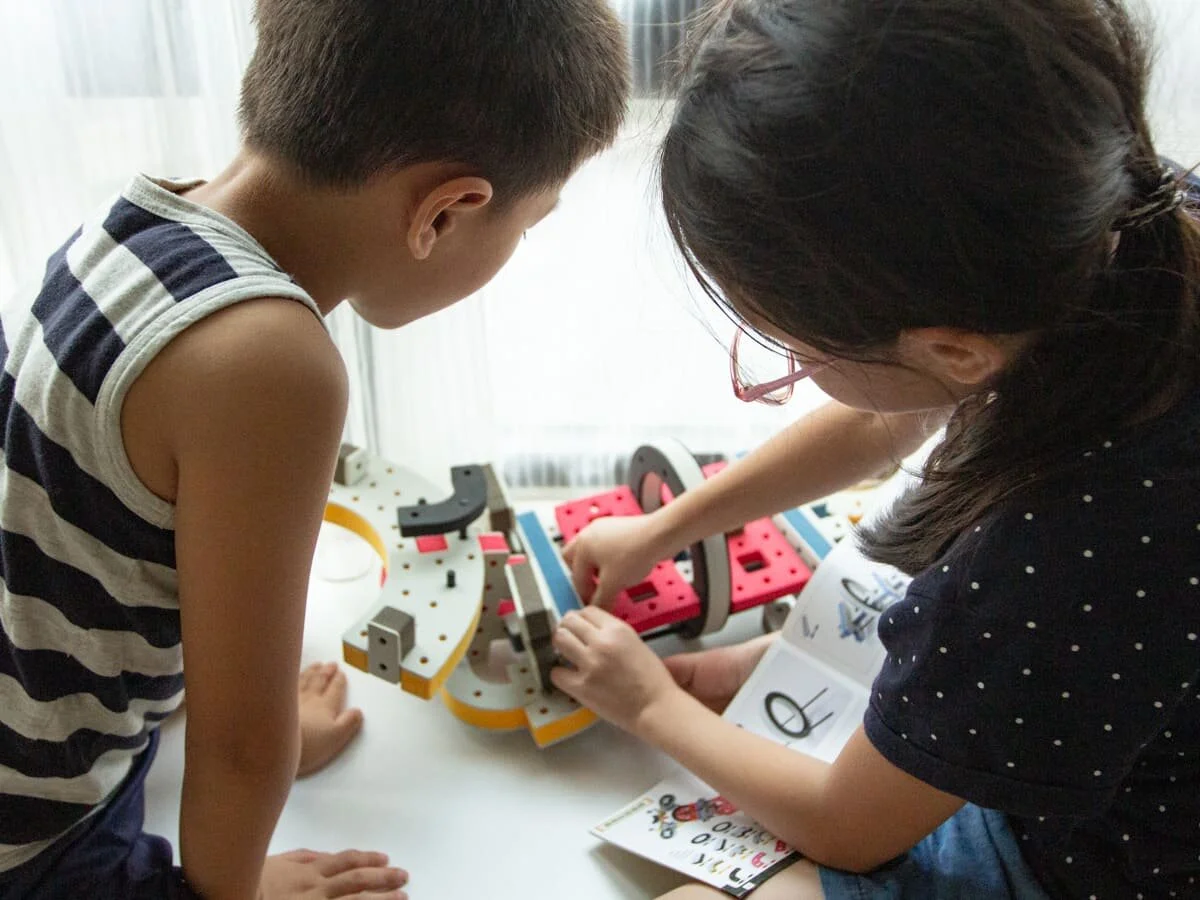 toybrains.com_kidsicon_bakoba17_01.jpg