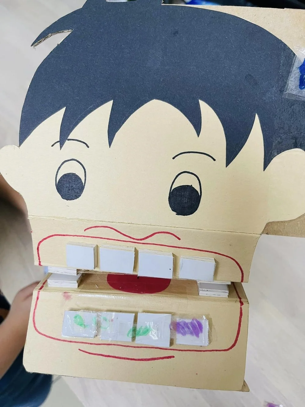 刷牙玩具DIY!跟著Nyle一起來練習刷牙、把牙齒刷的白亮亮