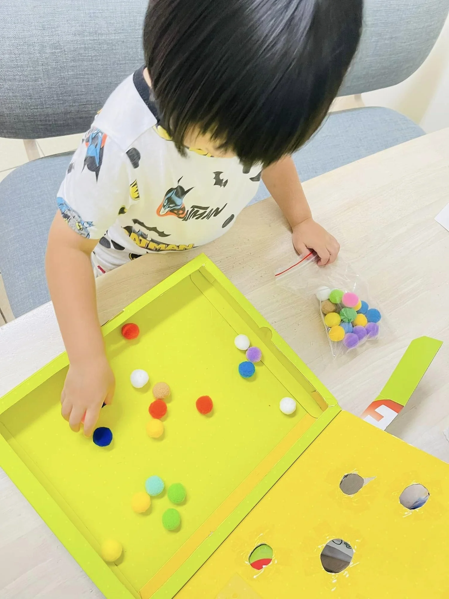 帶小朋友玩遊戲學字母!跟著Nyle一起玩卡車搬石頭、學ABC