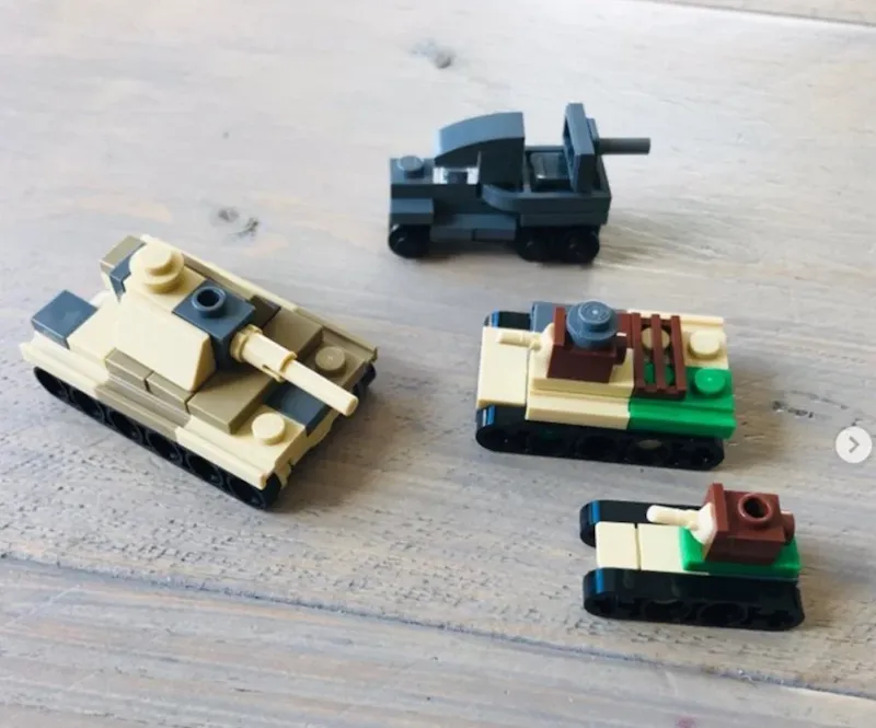 toybrains.com_cbrickstutorials07.jpg