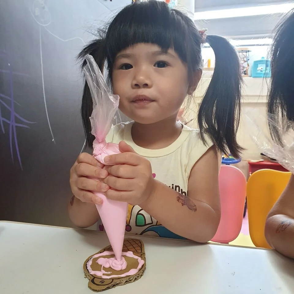toybrains.com_twingirl09.jpg