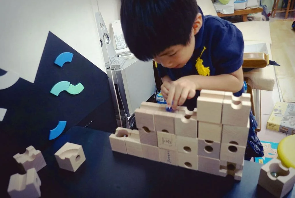 toybrains.com_wowginer_cuboro33_01.jpg