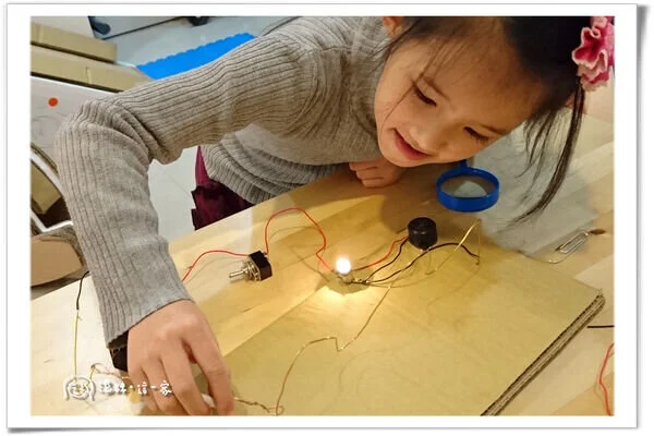 電流急急棒的電路圖是什麼？跟著滾妹一起DIY、探索科學玩具